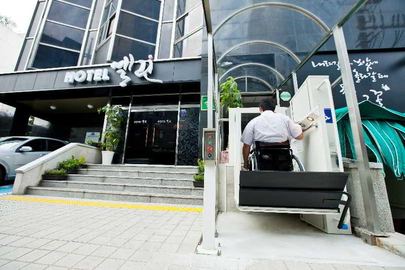 Elin Hotel Jeju Exterior photo