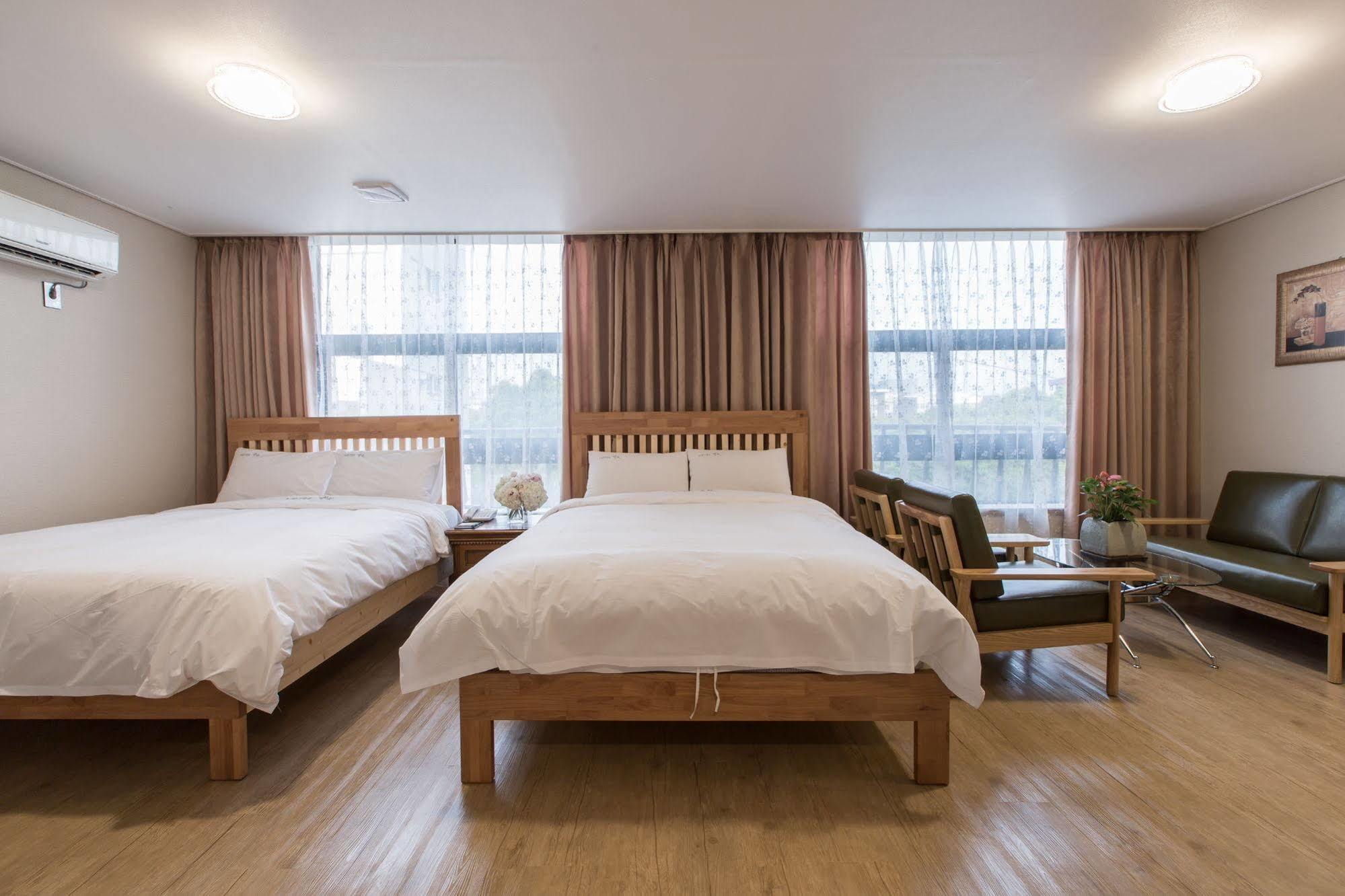 Elin Hotel Jeju Exterior photo